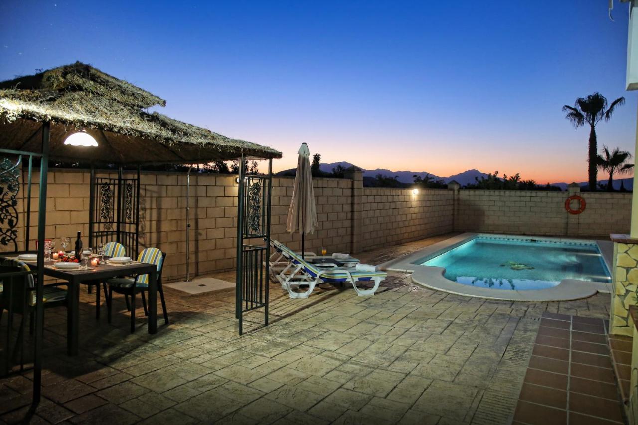 Alhaurín el Grande Casa Rural Tipica Andaluza, Wifi,Piscina, Barbacoa, Aire Acondicionado, 5Min Centros المظهر الخارجي الصورة